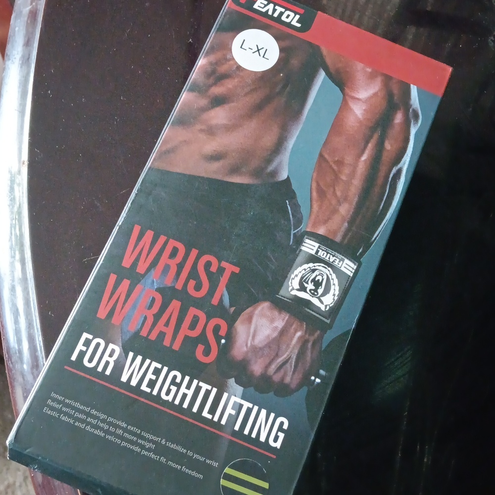 FEATOL Wrist Wraps for Weightlifting
